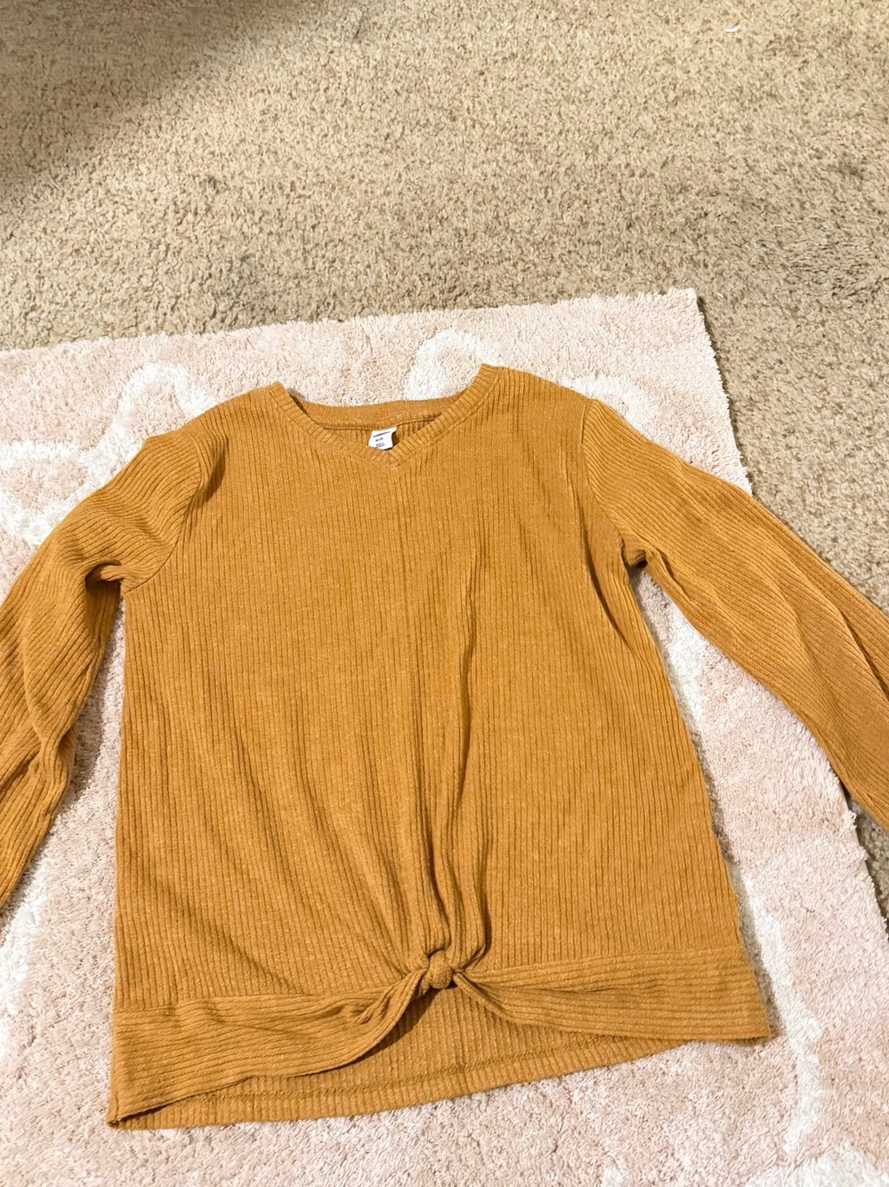 Kids Old Navy  Size M/Size 8 Mustard Ribbed Knot-Front Long Sleeve Top